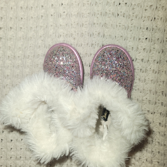 Juicy Couture winter boots size 7 - Picture 6 of 9